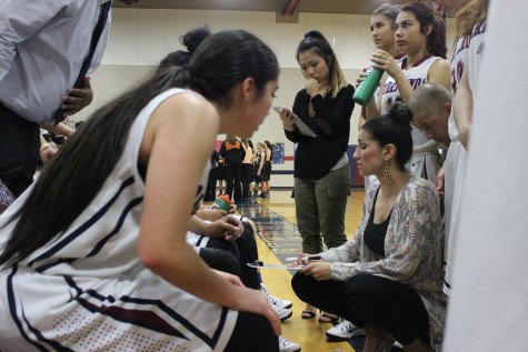 Coach Carranza taking full advantage of Desert Edge’s timeout, using the time to motivate her team to keep moving.